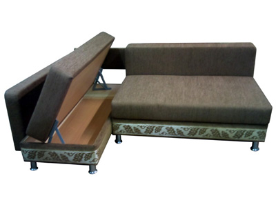 Угловой диван еврокнижка 135х203 с одной боковиной самый компактный